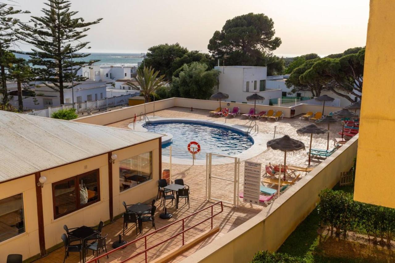 Apartamento con piscina y garaje en los Caños de Meca. Exterior foto